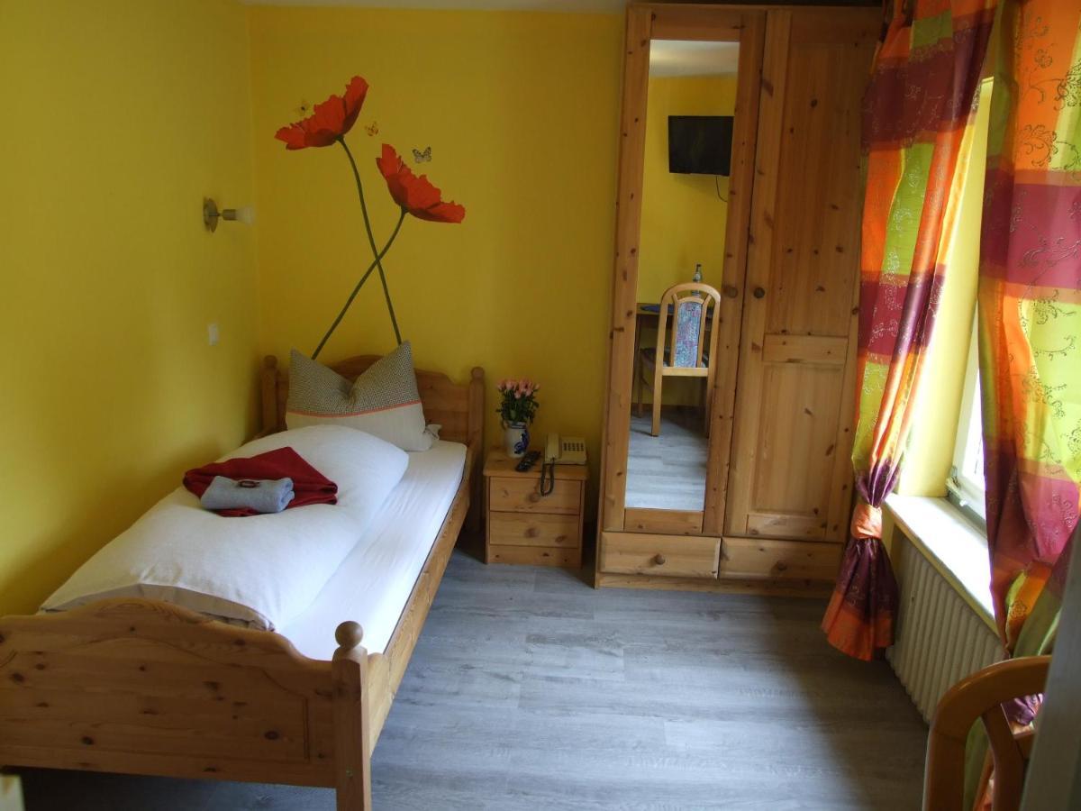 Hotel Forsthaus Volkesfeld Szoba fotó